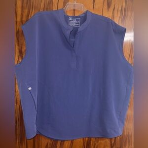 Rafaela - Oversized Scrub Top